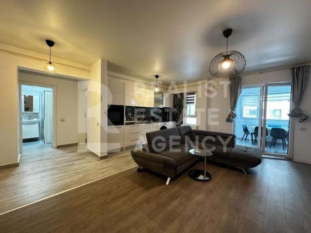 Apartament cu 2 camere de inchiriat Liberty Mall