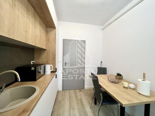 Apartament cu 2 camere de inchiriat, loc de parcare, Giroc