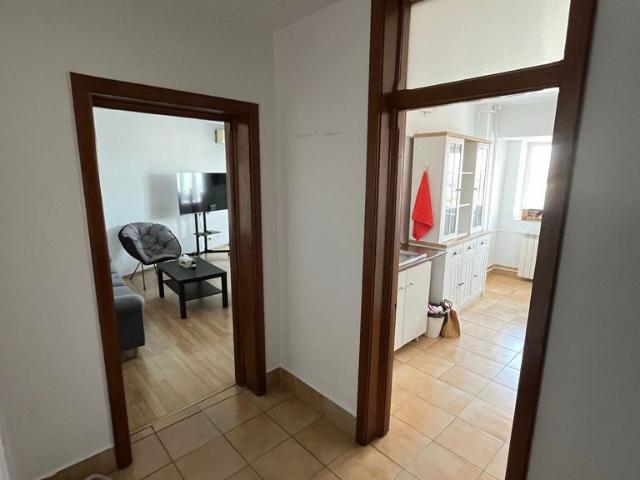 Apartament cu 2 camere de vanzare in zona Stirbei Voda
