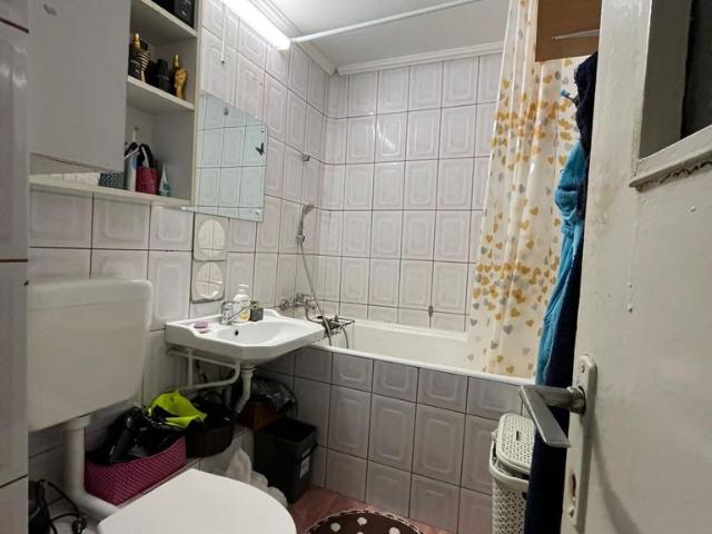 Apartament cu 3 camere de vanzare zona Bulevardul Dacia, Oradea