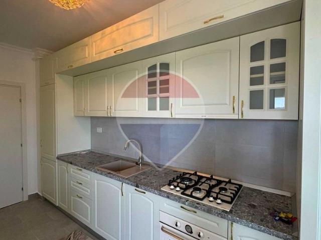Apartament cu 2 camere DECOMANDAT