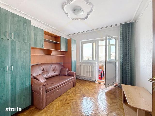 Apartament cu 2 camere, decomandat, 50 mp, parcare, zona Pod Calvaria