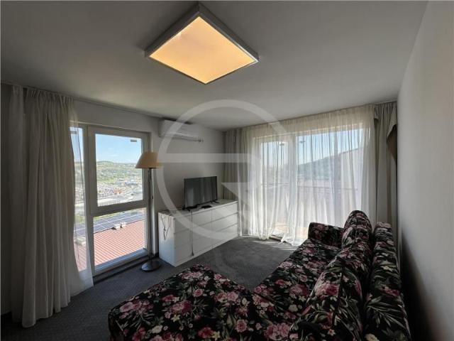 Apartament cu 2 camere decomandat,60 mp utili!