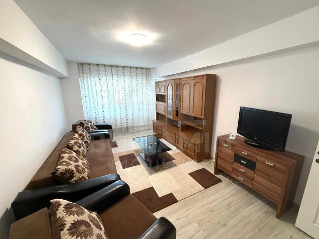 Apartament cu 2 camere decomandat Calea Bucuresti Patria