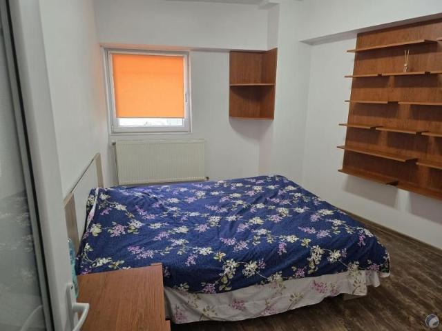 Apartament cu 2 camere, decomandat, Iasi, Centru civic, langa Palas