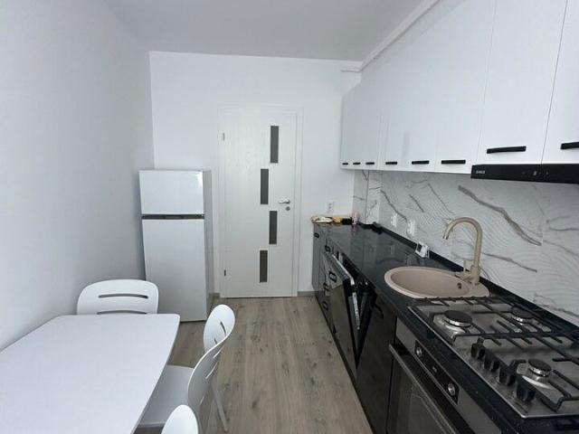 Apartament cu 2 camere decomandat, Sibiu, str. Doamna Stanca