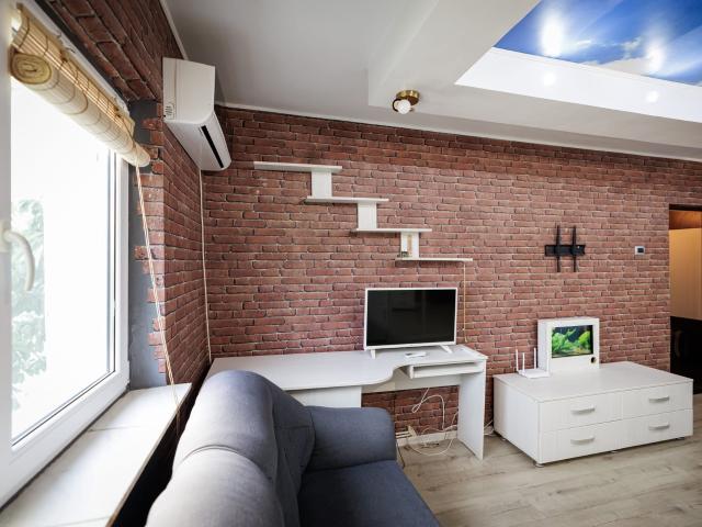 Apartament cu 2 camere, decomandat, zona Mircea Cel Bătr�n