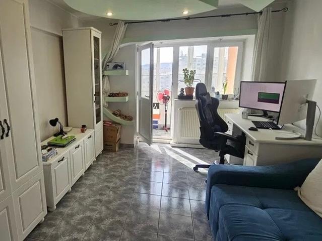 Apartament cu 2 camere, decomandat, zona Păcurari