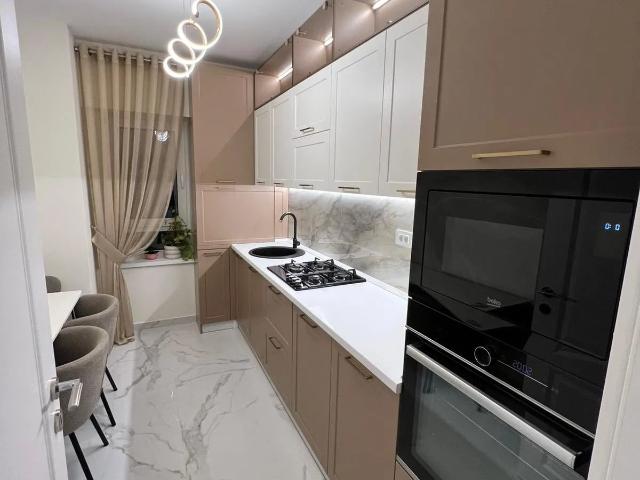 Apartament cu 2 camere, DECOMANDAT, zona Păcurari