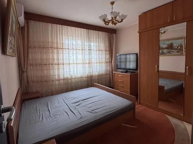 Apartament cu 2 camere, DECOMANDAT, zona Pacurari Moara de Foc