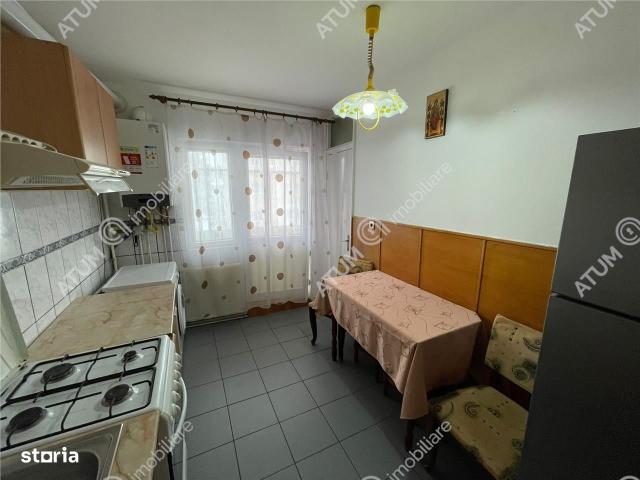 Apartament cu 2 camere decomandate balcon in zona Strand Sibiu