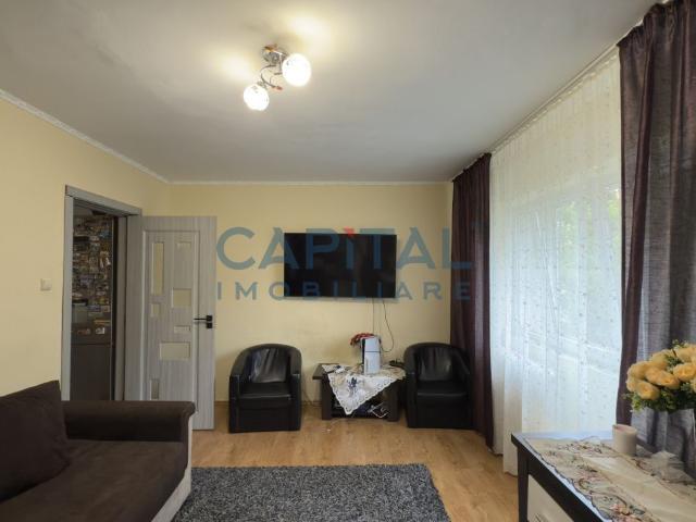 Apartament cu 2 camere decomandate, etajul 1, bloc reabilitat!