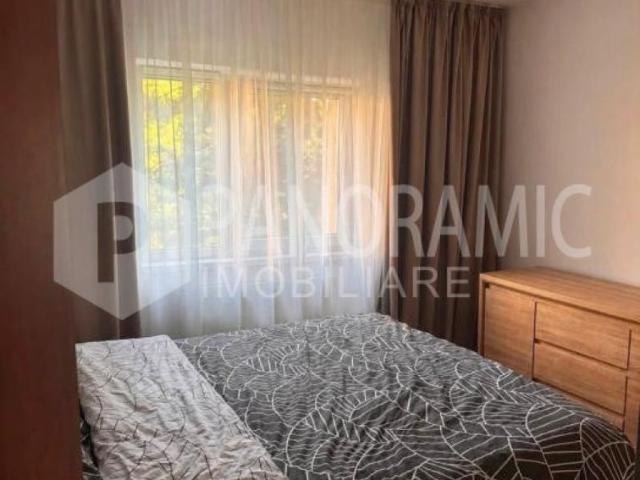 Apartament cu 2 camere decomandate Plopilor