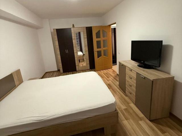 Apartament cu 2 camere decomandate, Zamca