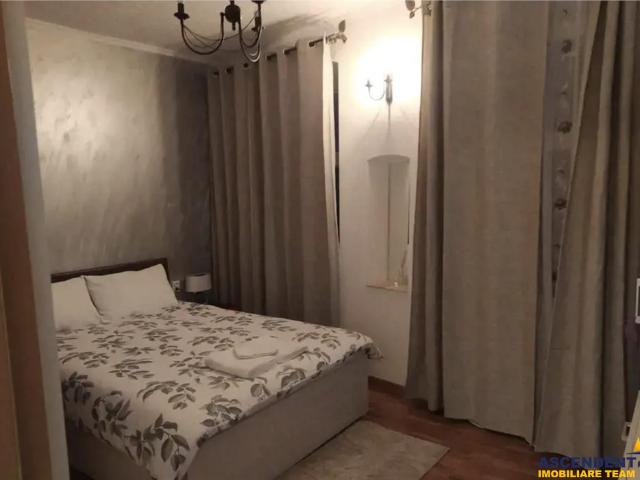 Apartament cu 2 camere, deschis si la regim hotelier, Poarta Schei, Centru Istoric, Brasov