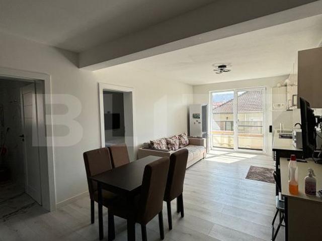 APARTAMENT CU 2 CAMERE, ETAJ 2, ZONA GARII