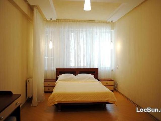 Apartament cu 2 camere in chirie pe zi Centru Chisinau