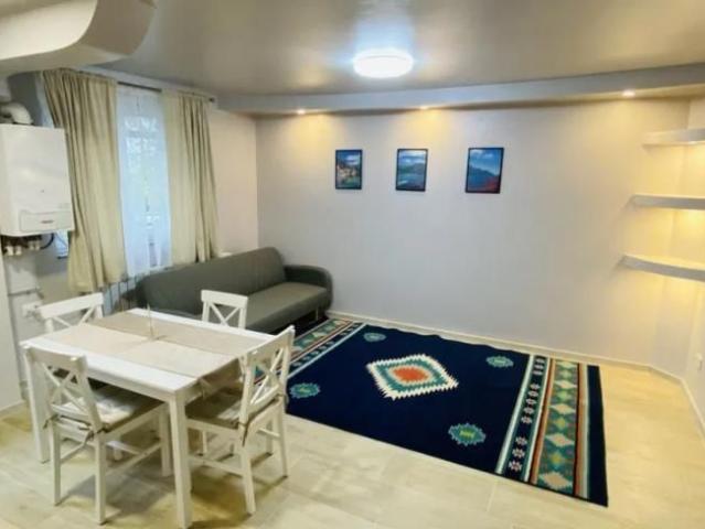 Apartament cu 2 camere in Tatarasi Dispecer,la bulevard
