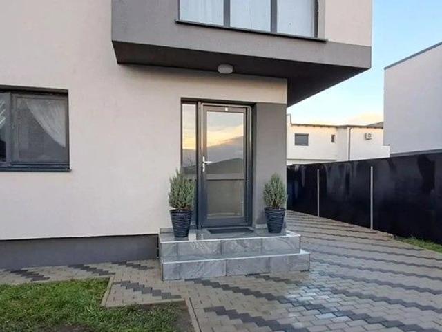 Apartament cu 2 camere in vila, suprafata 52 mp si loc de parcare Sanp