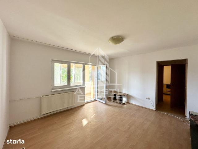 Apartament cu 2 camere in zona Lipovei