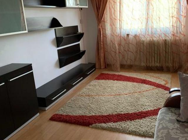 Apartament cu 2 camere în zona Nicolina 1