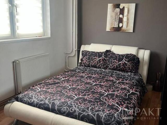 Apartament cu 2 camere, in zona UMF!