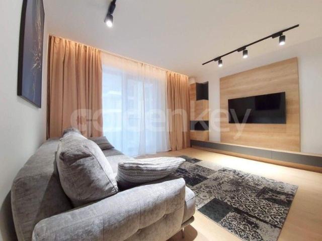 Apartament cu 2 camere, langa metrou si parc + loc de parcare | ID:726588
