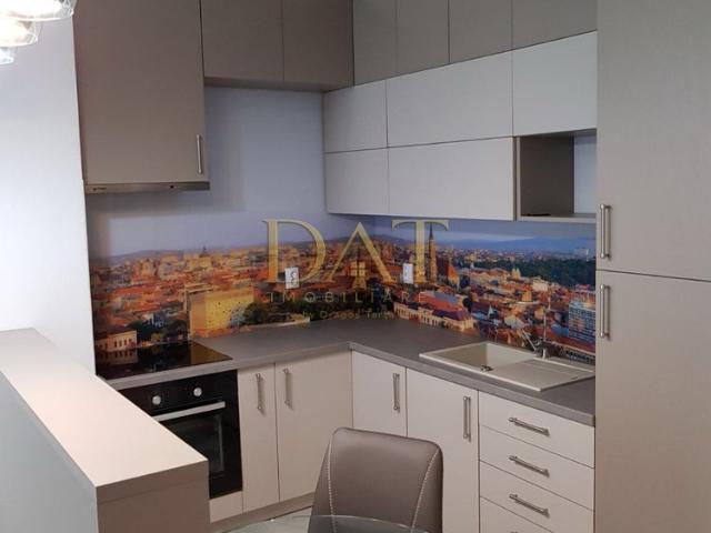 Apartament cu 2 camere | parcare | Central | Clădirea NTT Data