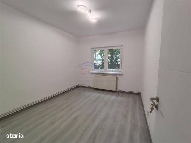 Apartament cu 2 camere, Renovat, Obcini, 2c 7411