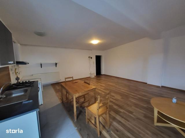 Apartament cu 2 camere Str. 23 August, Otopeni