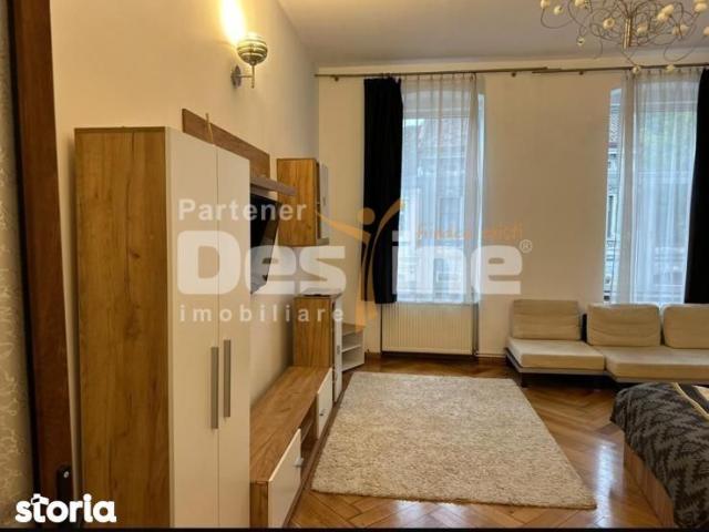 Apartament cu 2 camere, suprafata generoasa de 62 mp, mobilat si utila
