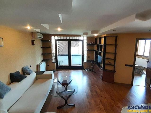 Apartament cu 2 camere, Semicentral