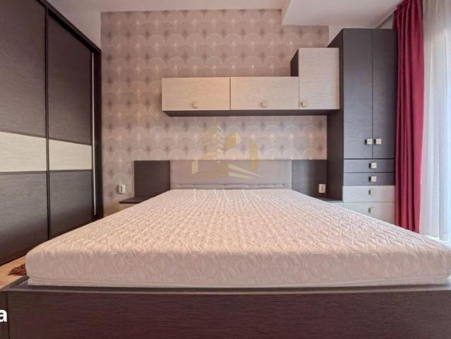 Apartament cu 2 camere semidecomandat | Buna Ziua| loc de parcare incl