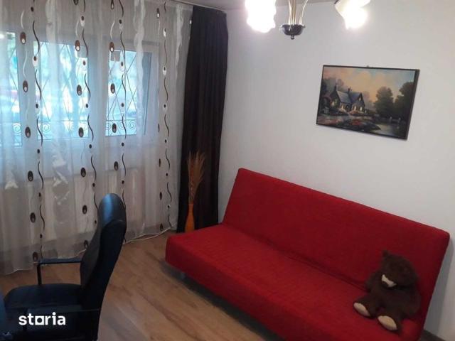 Apartament cu 2 camere, semidecomandat, parter, 2 min metrou Lujerului