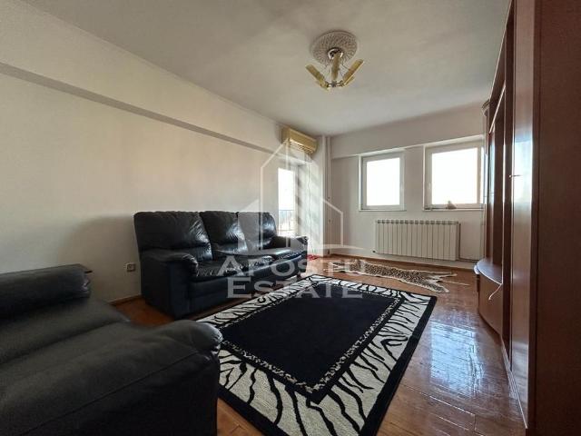 Apartament cu 2 camere semidecomandat zona Podgoria