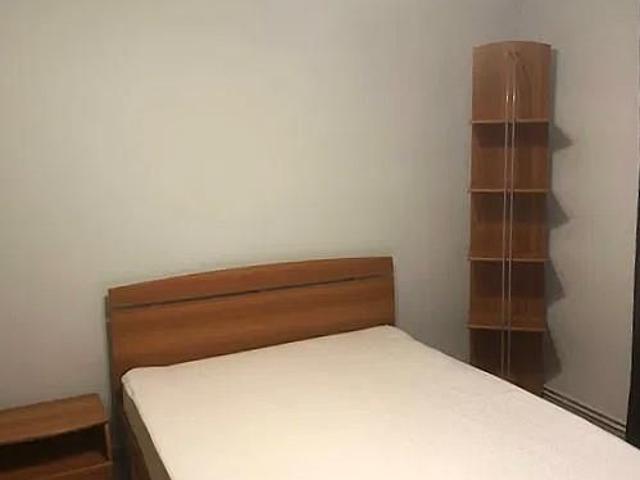 Apartament cu 2 camere,zona Cornisa