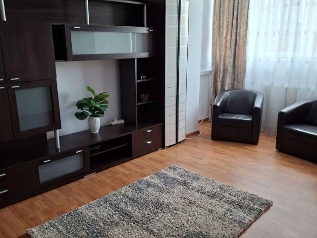 Apartament cu 2 camere, zona Garii