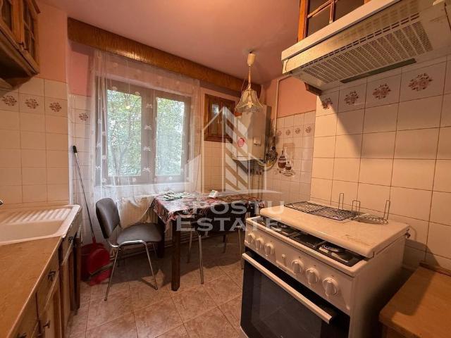 Apartament cu 2 camere, zona Dacia