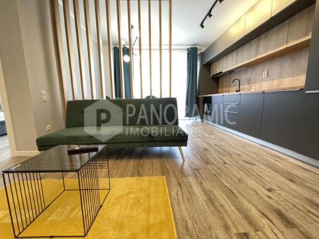 APARTAMENT CU 2 CAMERE, ZONA EROILOR, FLORESTI