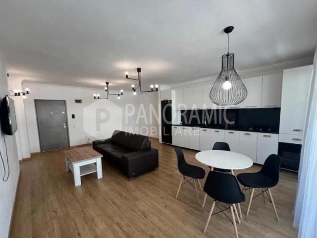 APARTAMENT CU 2 CAMERE, ZONA EROILOR, FLORESTI