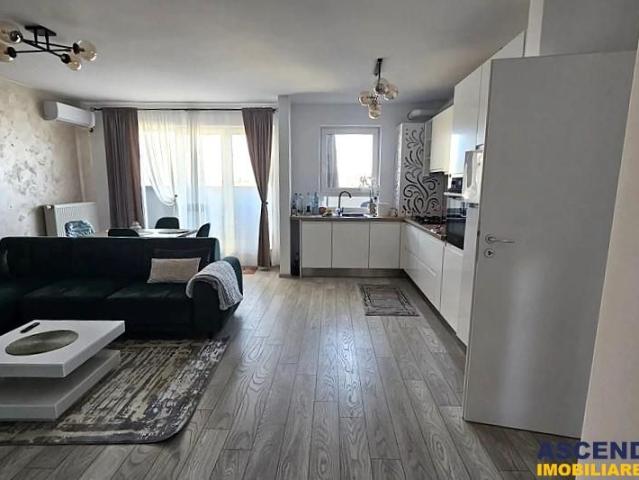 Apartament cu 2 camere, zona Libertatii