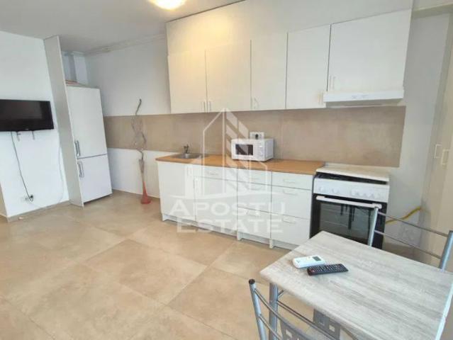 Apartament cu 2 camere, zona Soarelui, Loc de Parcare