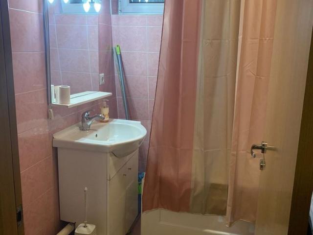 Apartament cu 2 camere, zona Podu Ros Gara Internationala