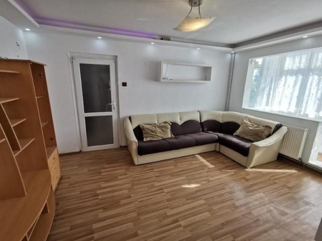 Apartament cu 2 camere zona Posu Ros Cantemir