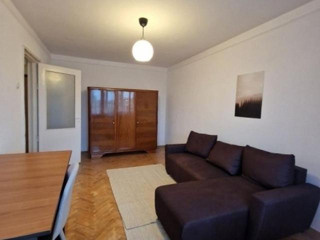 Apartament cu 2 camere zona Tatarasi Flora