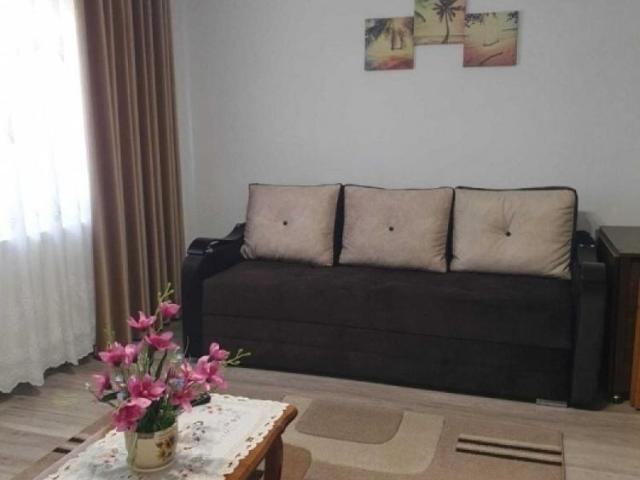 Apartament cu 2 camere zona Tatarasi strada Ciurchi