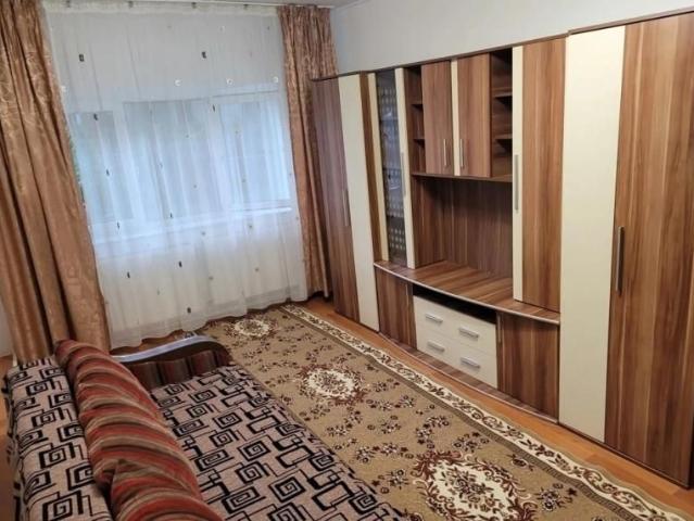 Apartament cu 2 camere zona Tatarasi Sud Piata 2 Baieti