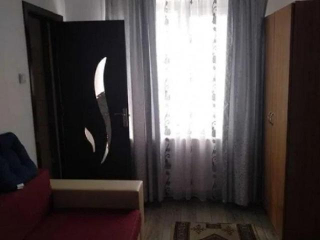 Apartament cu 2 camere zona Tatarasi Piata Chirila