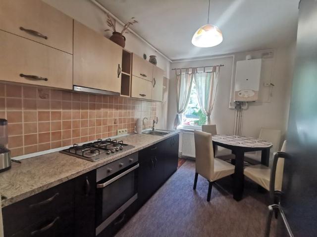 Apartament cu 2 camere, zona Tudor