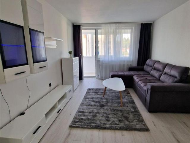 Apartament cu 2 camere, zona Tudor